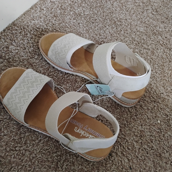 Women's Cali from Skechers Memory foam Velcro Sandals Dessert Kiss Size 9 - Picture 5 of 10